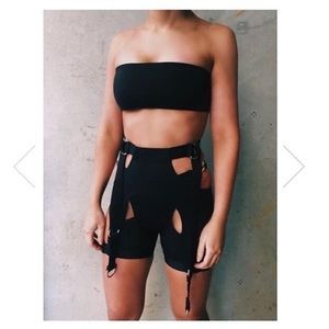 LIPT LABEL BIKER SHORTS